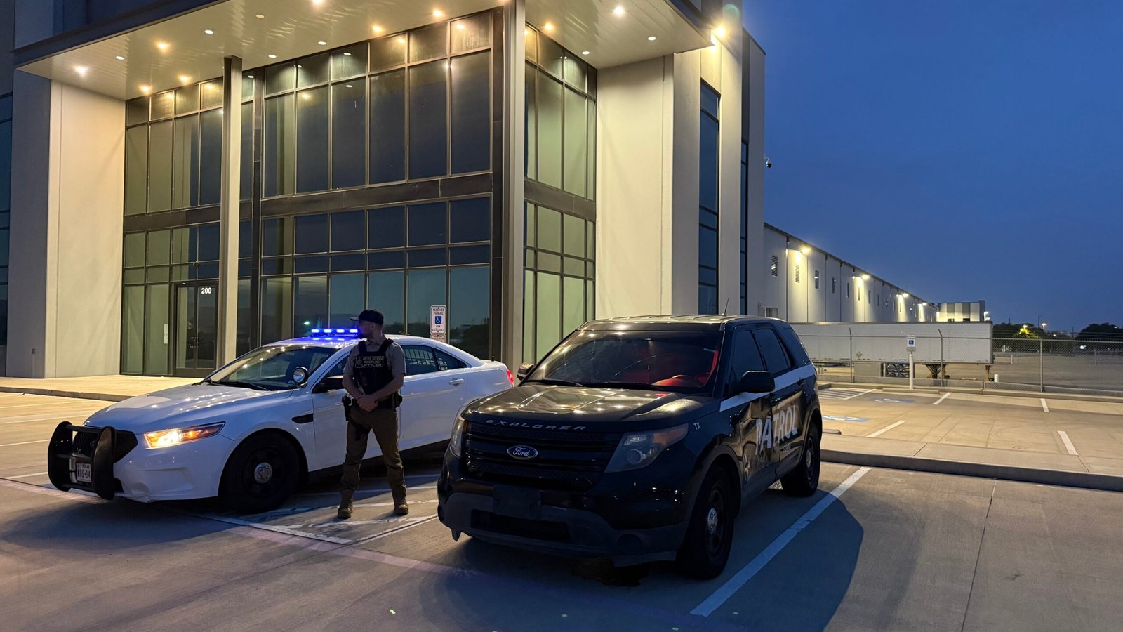 hero-section-of-logistics-scaled