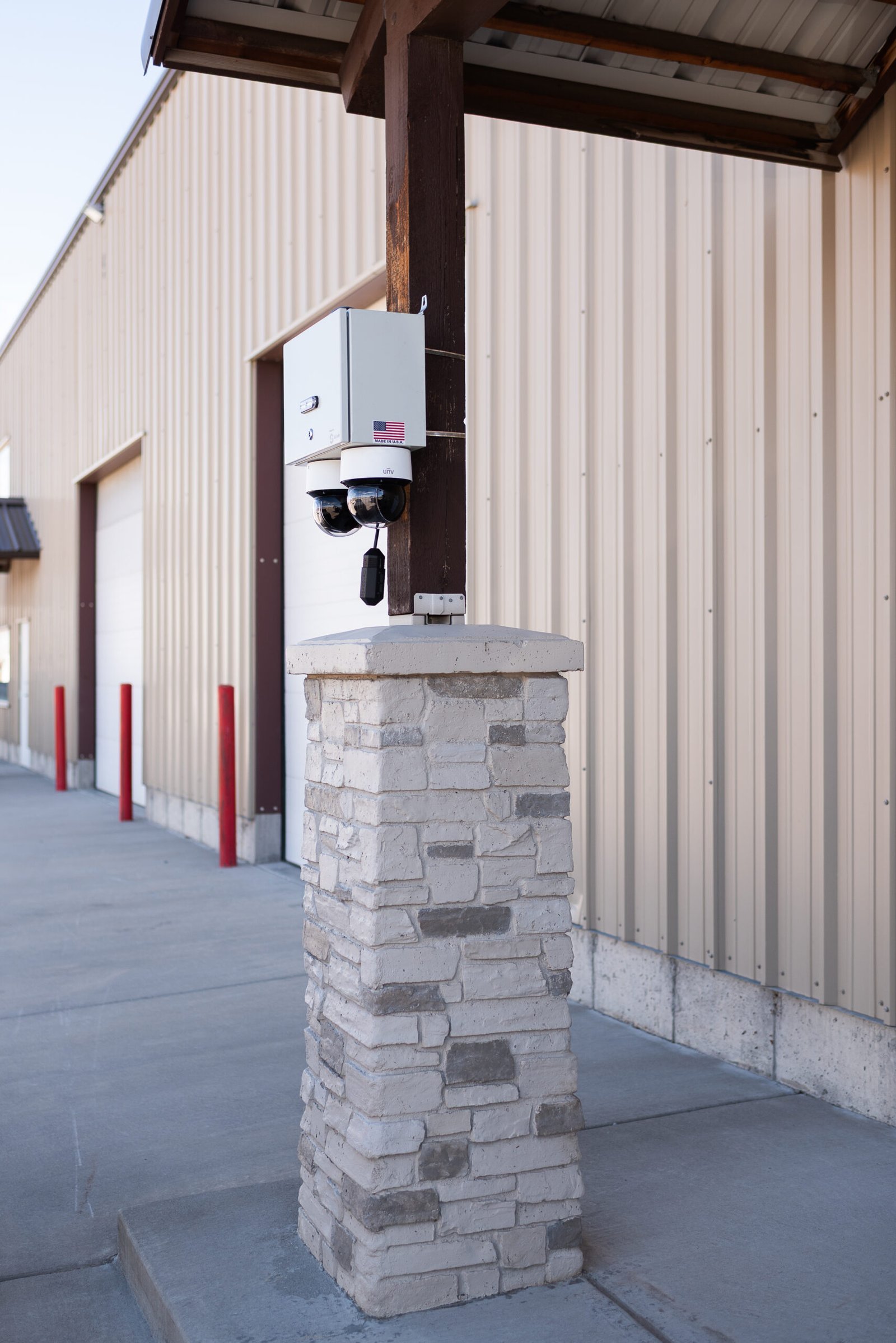 site_stream-16-1-scaled